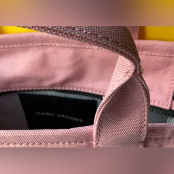 🗳️ MARC JACOBS THE VOTE TOTE 🗳️ NWT 🗳️ - Picture 15 of 16